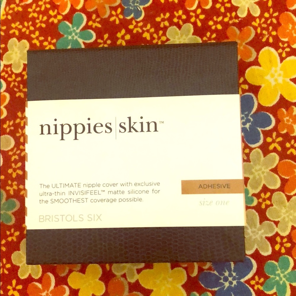 Nippies Dark adhesives